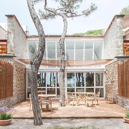 Iselba Ξενοδοχείο με διαμερίσματα 4*