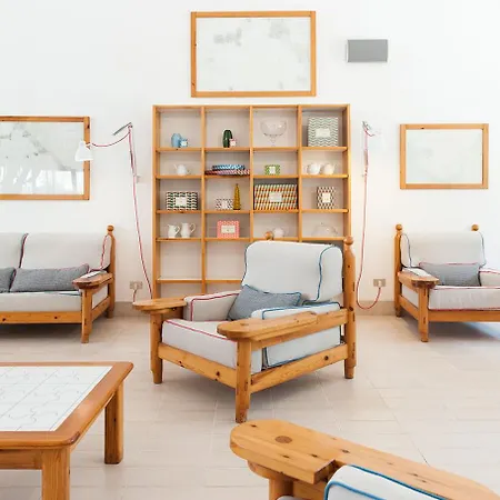 Ξενοδοχείο με διαμερίσματα Iselba