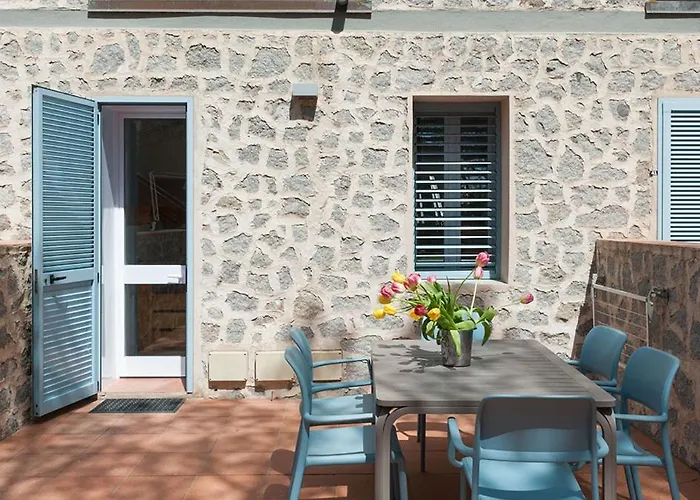 Aparthotel Iselba 4*